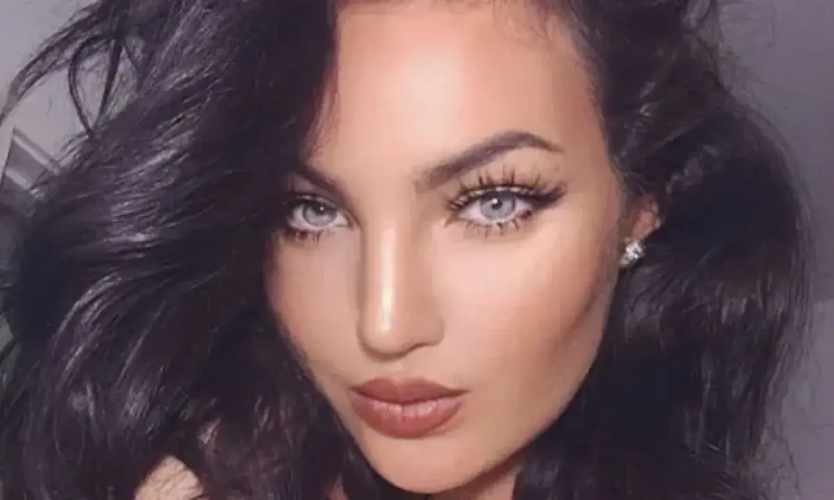 Who Is Natalie Halcro's Husband? Unveiling Her Love Life & Relationships